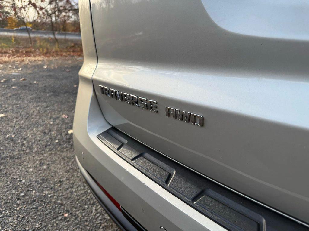 used 2017 Chevrolet Traverse car, priced at $7,995