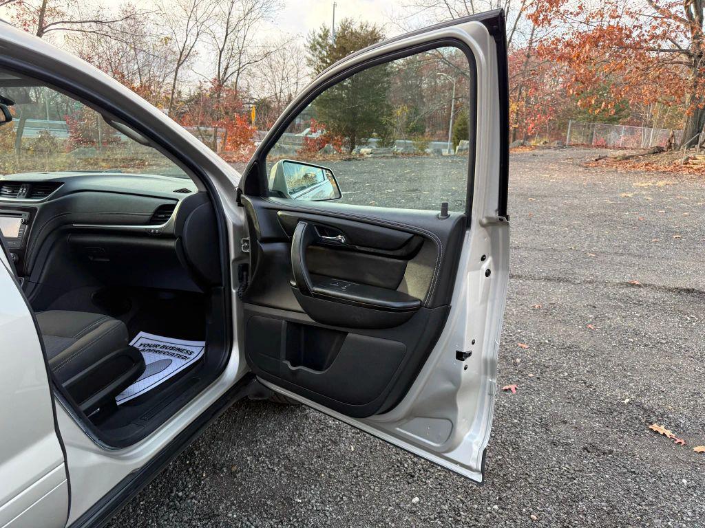 used 2017 Chevrolet Traverse car, priced at $7,995
