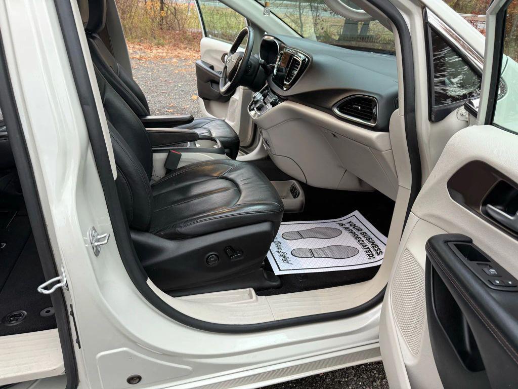 used 2017 Chrysler Pacifica car, priced at $7,995