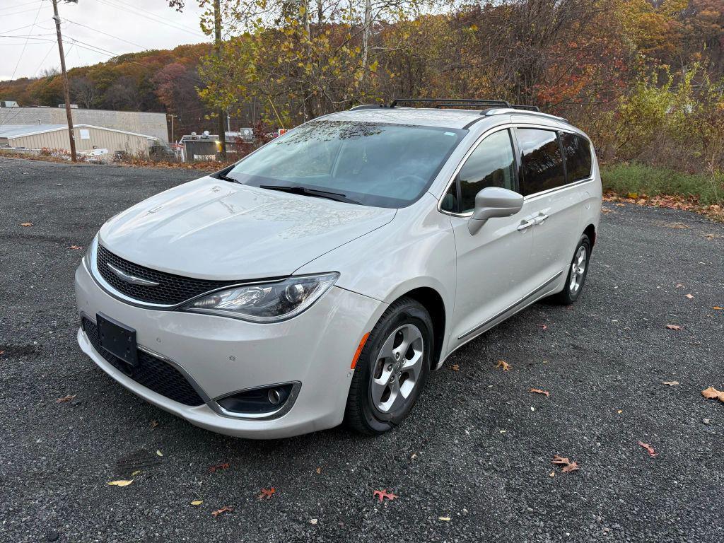 used 2017 Chrysler Pacifica car, priced at $7,995