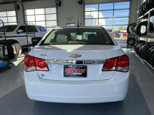 used 2014 Chevrolet Cruze car, priced at $5,800
