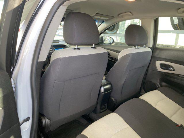 used 2014 Chevrolet Cruze car, priced at $5,800