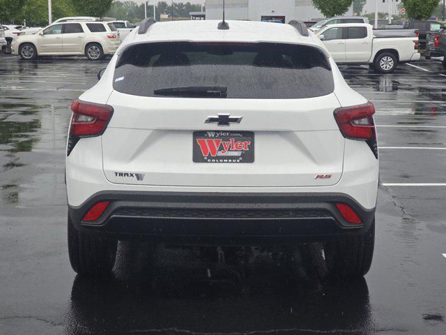 new 2025 Chevrolet Trax car, priced at $26,500