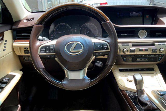 used 2016 Lexus ES 350 car, priced at $19,728