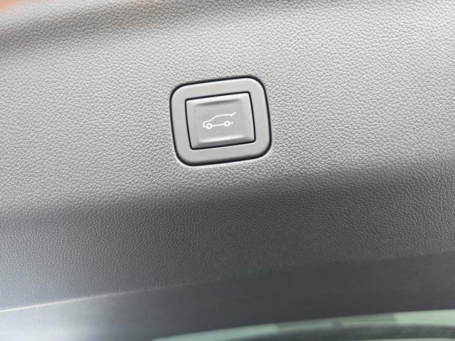 new 2025 Chevrolet Suburban car, priced at $78,818