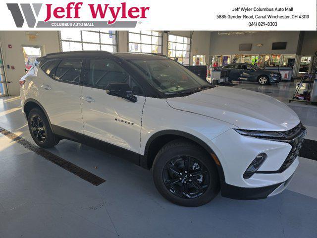 new 2025 Chevrolet Blazer car, priced at $38,897