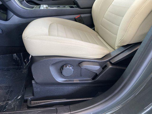 used 2024 Ford Edge car, priced at $30,293
