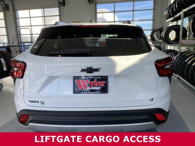 new 2025 Chevrolet Trax car, priced at $23,700