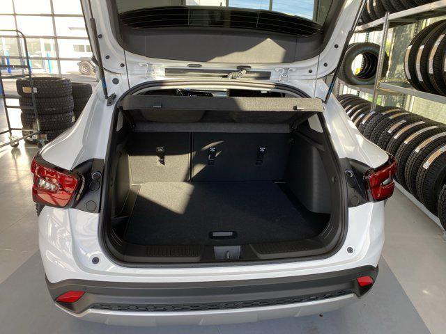 new 2025 Chevrolet Trax car, priced at $23,700