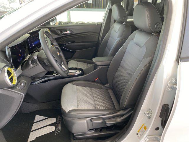 new 2025 Chevrolet Trax car, priced at $23,700
