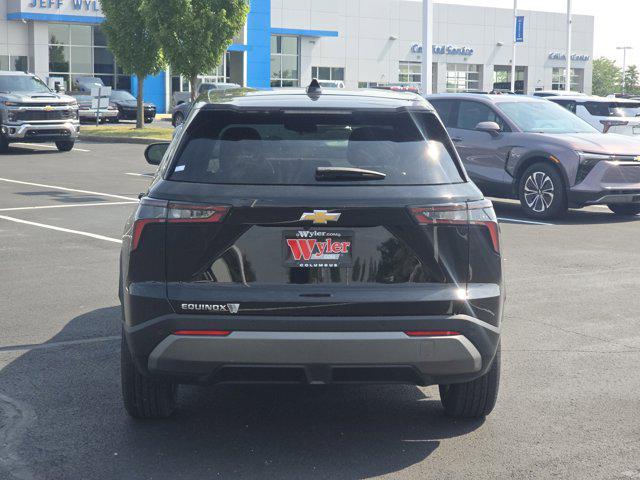 new 2026 Chevrolet Equinox car, priced at $30,263