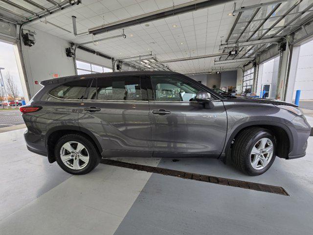 used 2021 Toyota Highlander Hybrid car, priced at $26,339