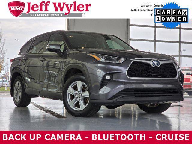 used 2021 Toyota Highlander Hybrid car, priced at $26,840