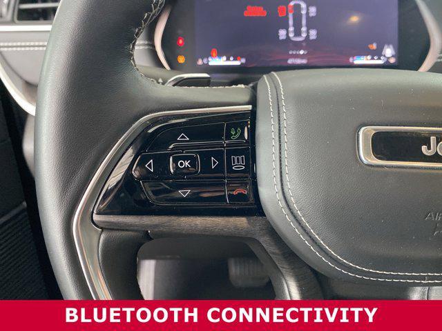 used 2022 Jeep Grand Cherokee car, priced at $35,467