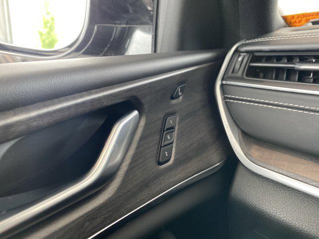used 2022 Jeep Grand Cherokee car, priced at $35,467