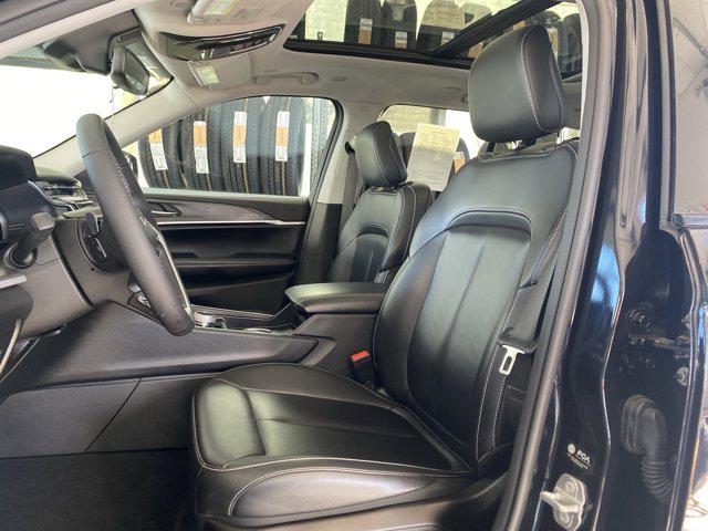 used 2024 Jeep Grand Cherokee car, priced at $36,171