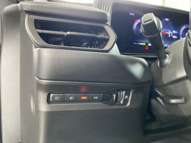 used 2025 Dodge Charger Daytona car, priced at $35,385