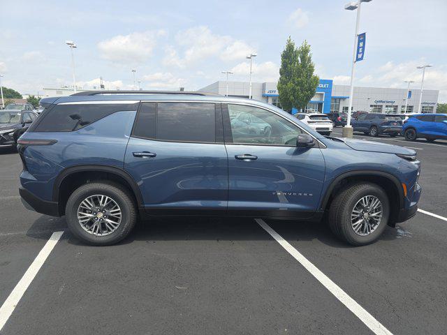 new 2025 Chevrolet Traverse car, priced at $37,305