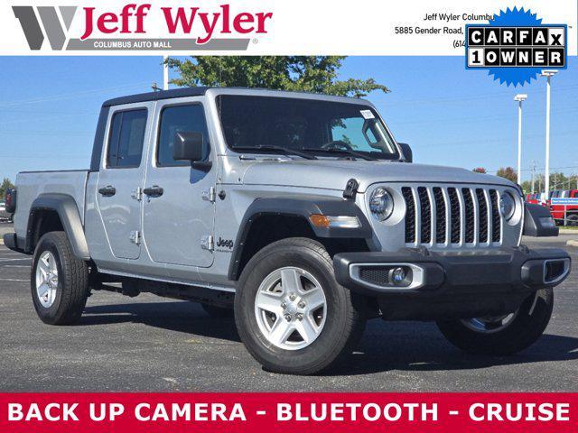 used 2023 Jeep Gladiator car, priced at $28,000