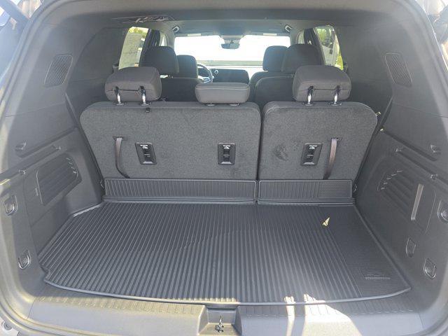 new 2026 Chevrolet Traverse car, priced at $44,190