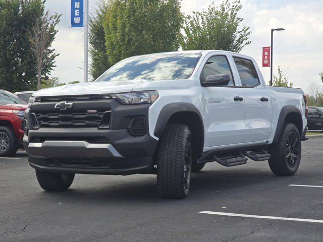 new 2025 Chevrolet Colorado car, priced at $44,670
