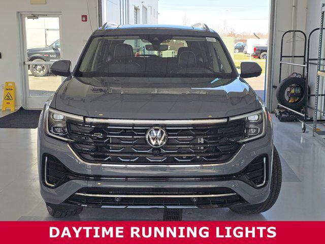 used 2025 Volkswagen Atlas car, priced at $50,464