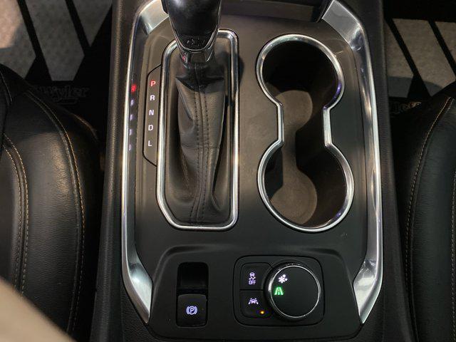used 2021 Chevrolet Traverse car, priced at $27,500
