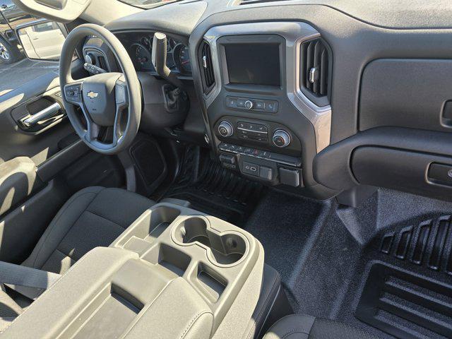 new 2025 Chevrolet Silverado 1500 car, priced at $40,100