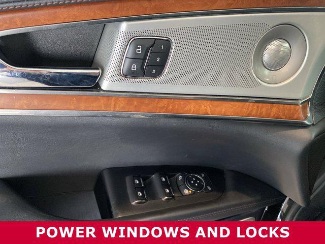 used 2019 Lincoln Nautilus car, priced at $27,469
