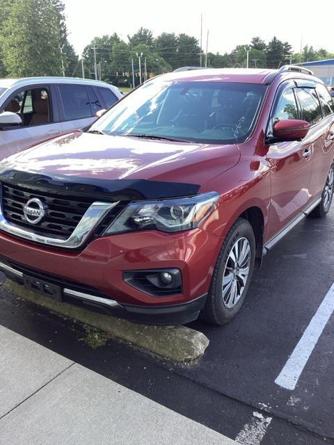used 2017 Nissan Pathfinder car, priced at $15,606