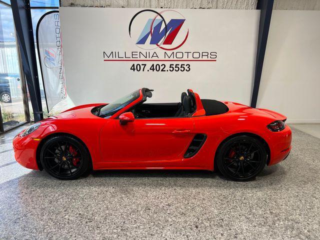 used 2017 Porsche 718 Boxster car