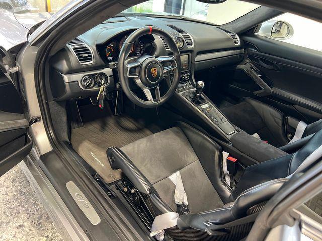 used 2016 Porsche Cayman car