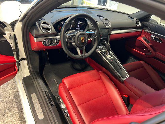 used 2021 Porsche 718 Cayman car