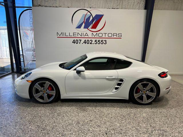 used 2021 Porsche 718 Cayman car