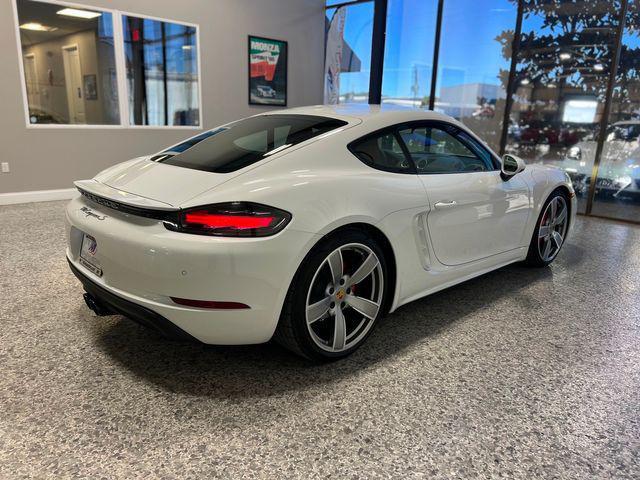 used 2021 Porsche 718 Cayman car