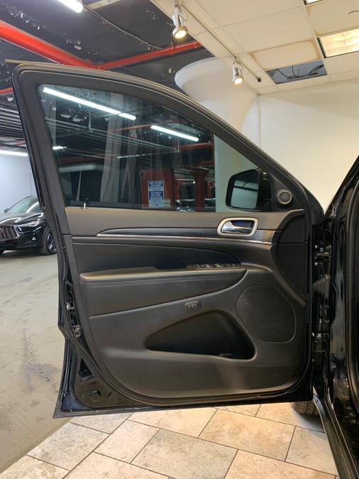 used 2020 Jeep Grand Cherokee car, priced at $21,195
