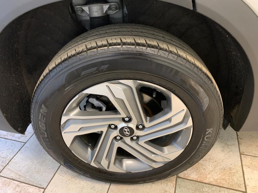 used 2022 Hyundai Santa Fe car, priced at $24,195