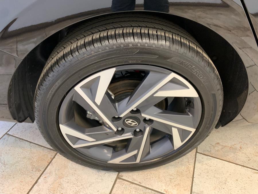 used 2025 Hyundai Elantra car, priced at $20,995