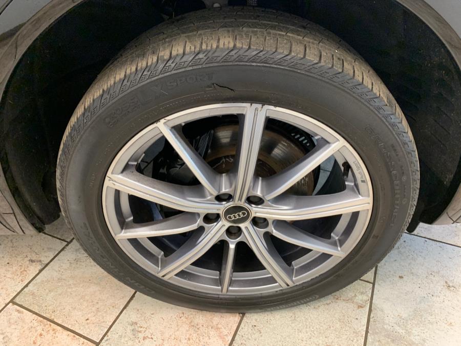 used 2022 Audi SQ5 car, priced at $37,995