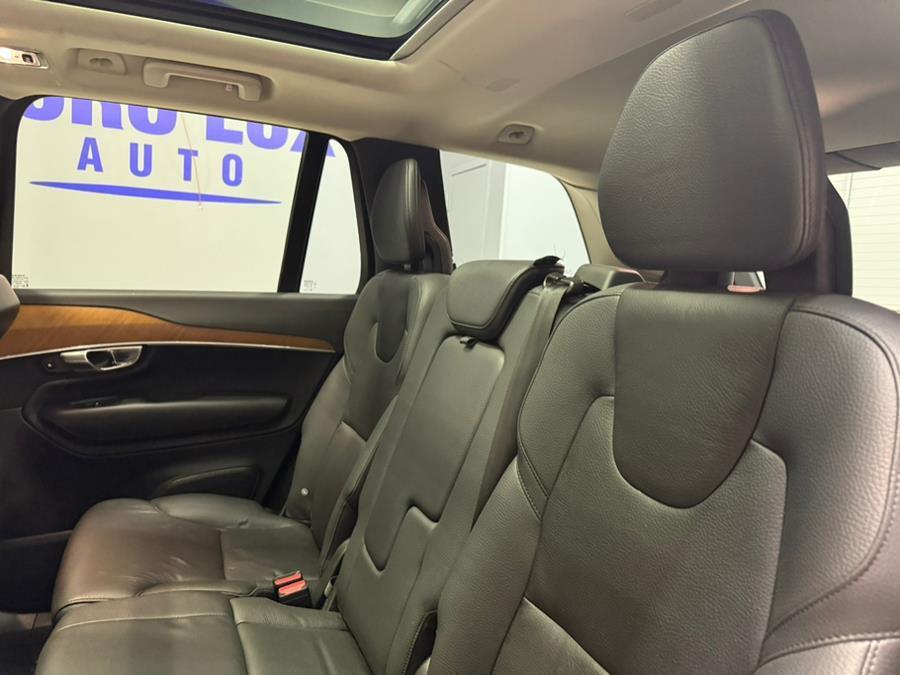 used 2022 Volvo XC90 car, priced at $37,995