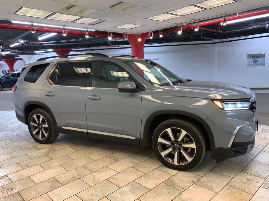 used 2023 Honda Pilot car, priced at $36,595