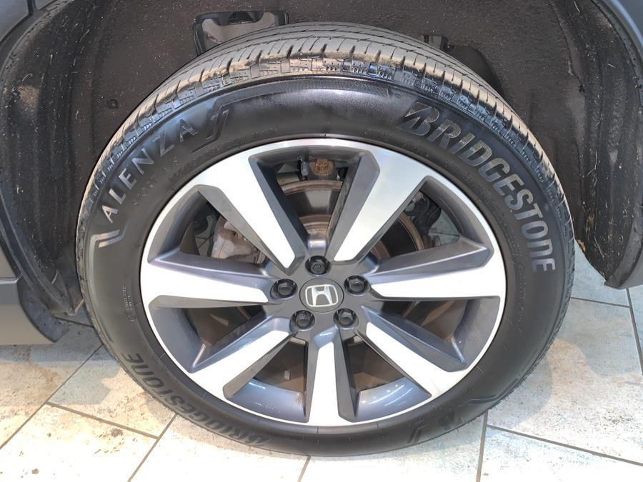 used 2023 Honda Pilot car, priced at $36,595