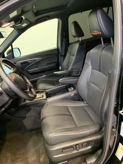 used 2022 Honda Pilot car, priced at $32,995