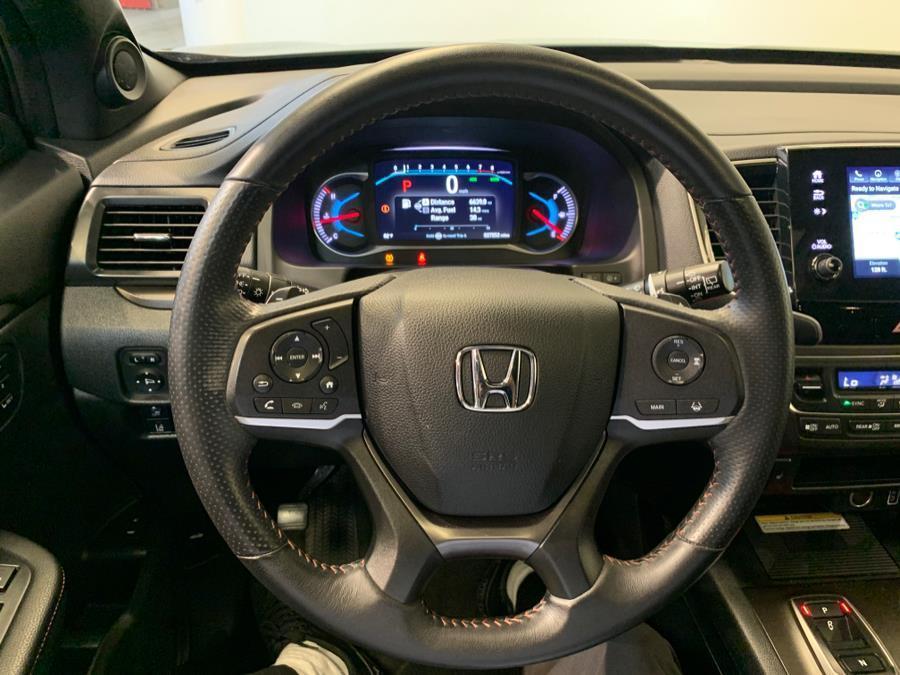 used 2022 Honda Pilot car, priced at $32,995