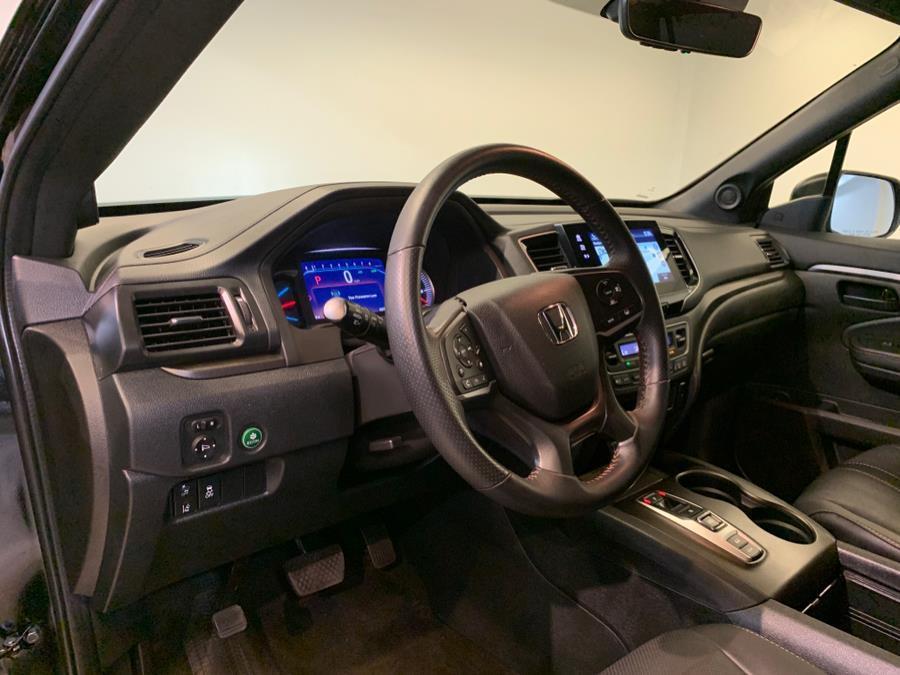 used 2022 Honda Pilot car, priced at $32,995