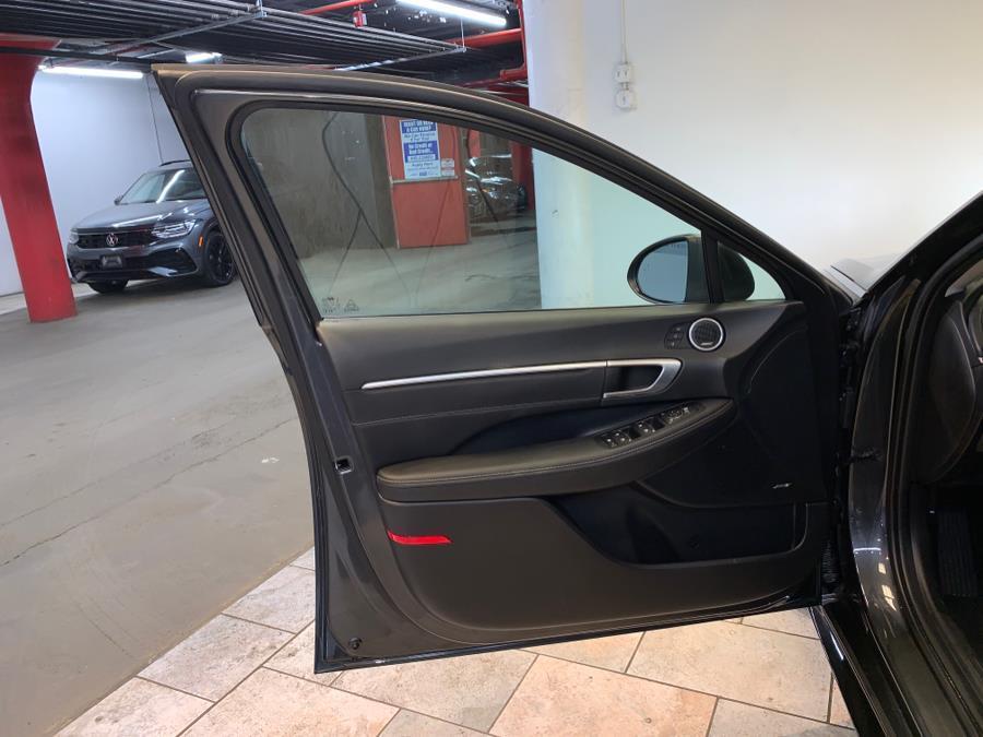 used 2022 Hyundai Sonata car, priced at $24,577