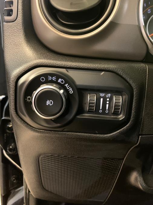 used 2021 Jeep Wrangler Unlimited car, priced at $22,595