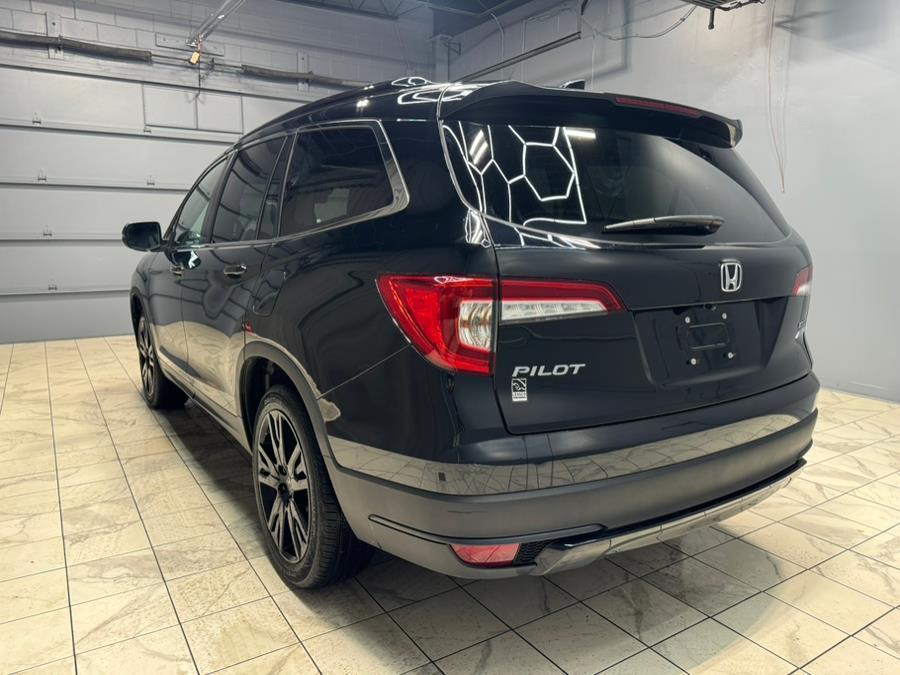used 2022 Honda Pilot car, priced at $33,995
