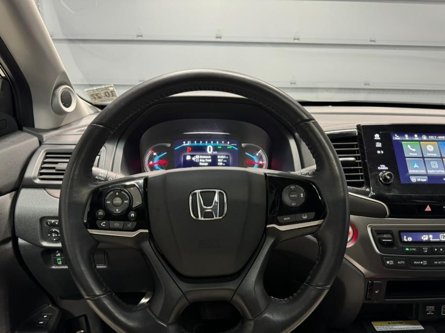 used 2022 Honda Pilot car, priced at $33,995