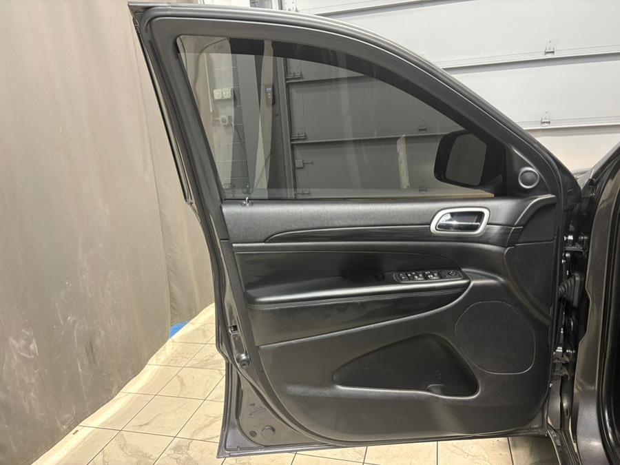 used 2020 Jeep Grand Cherokee car, priced at $20,595